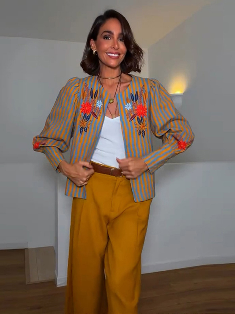 2026 Early Autumn Striped Flow - Winter Clothing For Women recension och pris