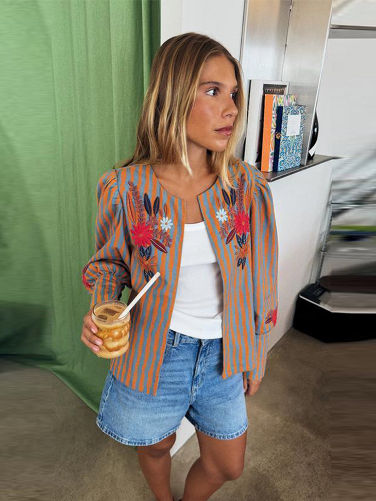 2026 Early Autumn Striped Flow - Winter Clothing For Women recension och pris